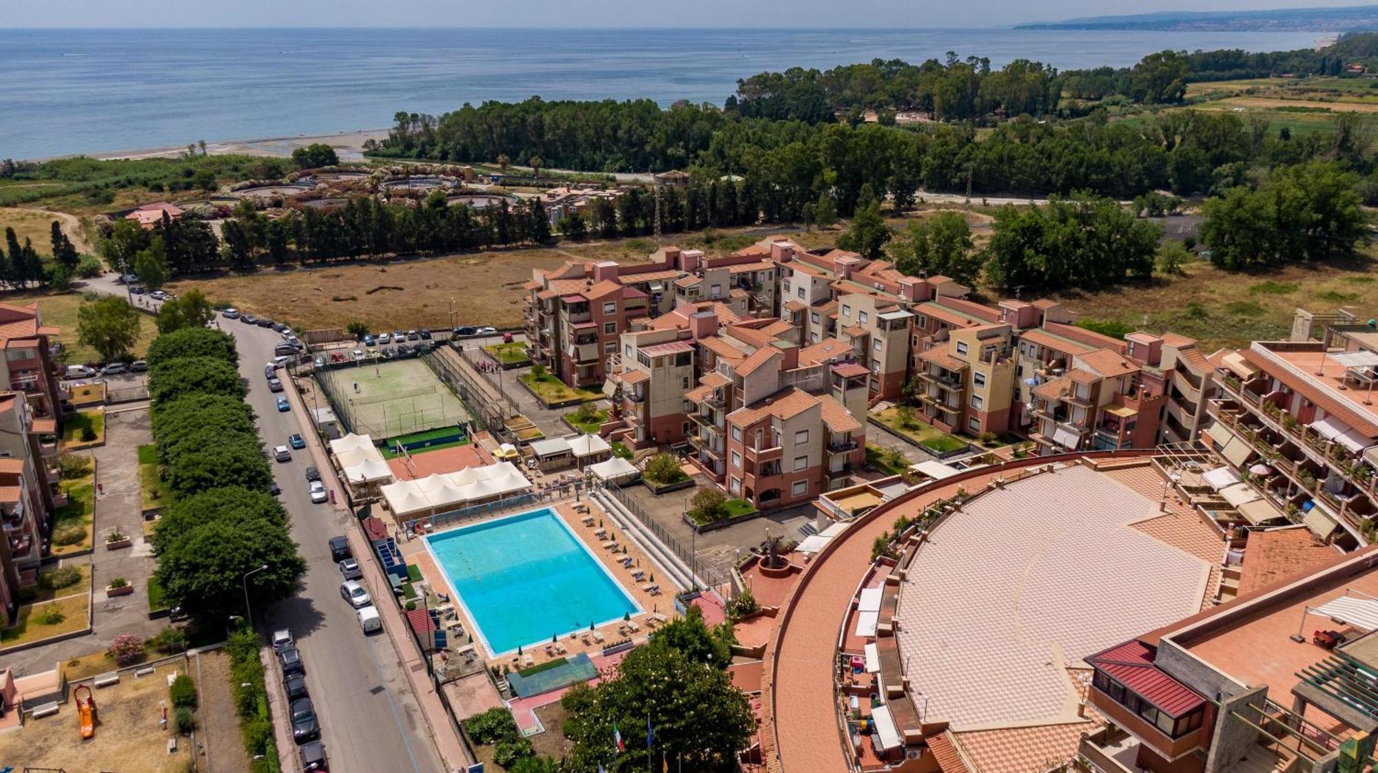 Suitehome Taormina Giardini-Naxos Exterior foto