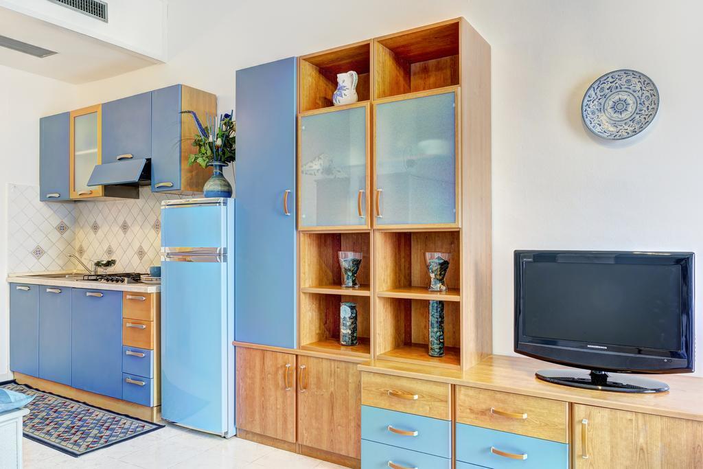 Suitehome Taormina Giardini-Naxos Habitación foto